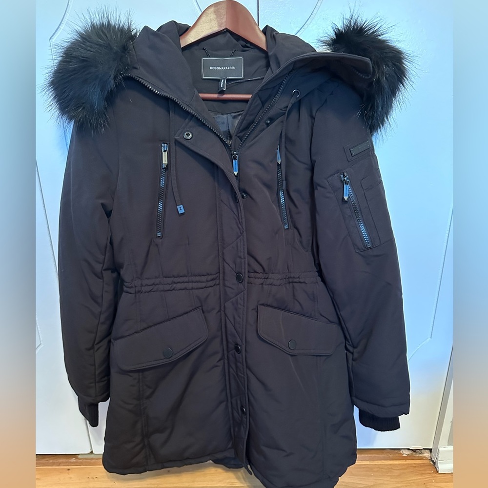 NWT Womens BCBG puffer jacket with faux fur hood